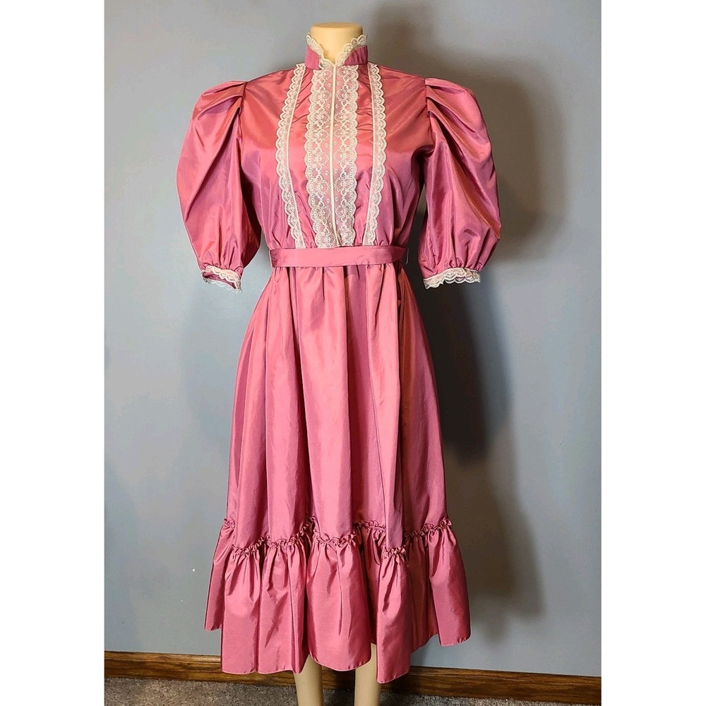 Vintage 70s Lace Victorian Dress Sz Small Pink High Neck Taffeta Prairie Cottage